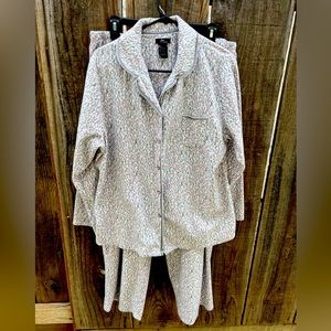 Aria pink/gray soft leopard pajama set